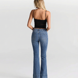 Azuramoda | Dżinsy Bootcut z Wysokim Stanem