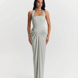 Azuramoda | Sukienka Maxi Drapowana Halter Dopasowana Elegancka