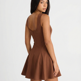 Azuramoda | Sukienka Mini Rozkloszowana z Wiązaniem przy Dekolcie Elegancka