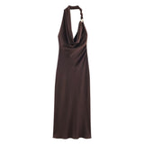 Azuramoda | Sukienka Maxi z Dekoltem Halter Elegancka Satynowa Kreacja