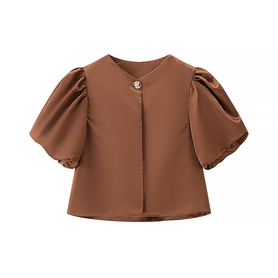 Azuramoda | Elegancka Luźna Bluzka z Krótkim Rękawem i Guzikami
