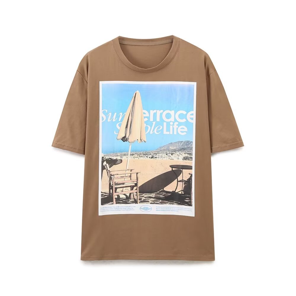 Azuramoda | Luźny T-shirt z Nadrukiem Graficznym i Krótkim Rękawem