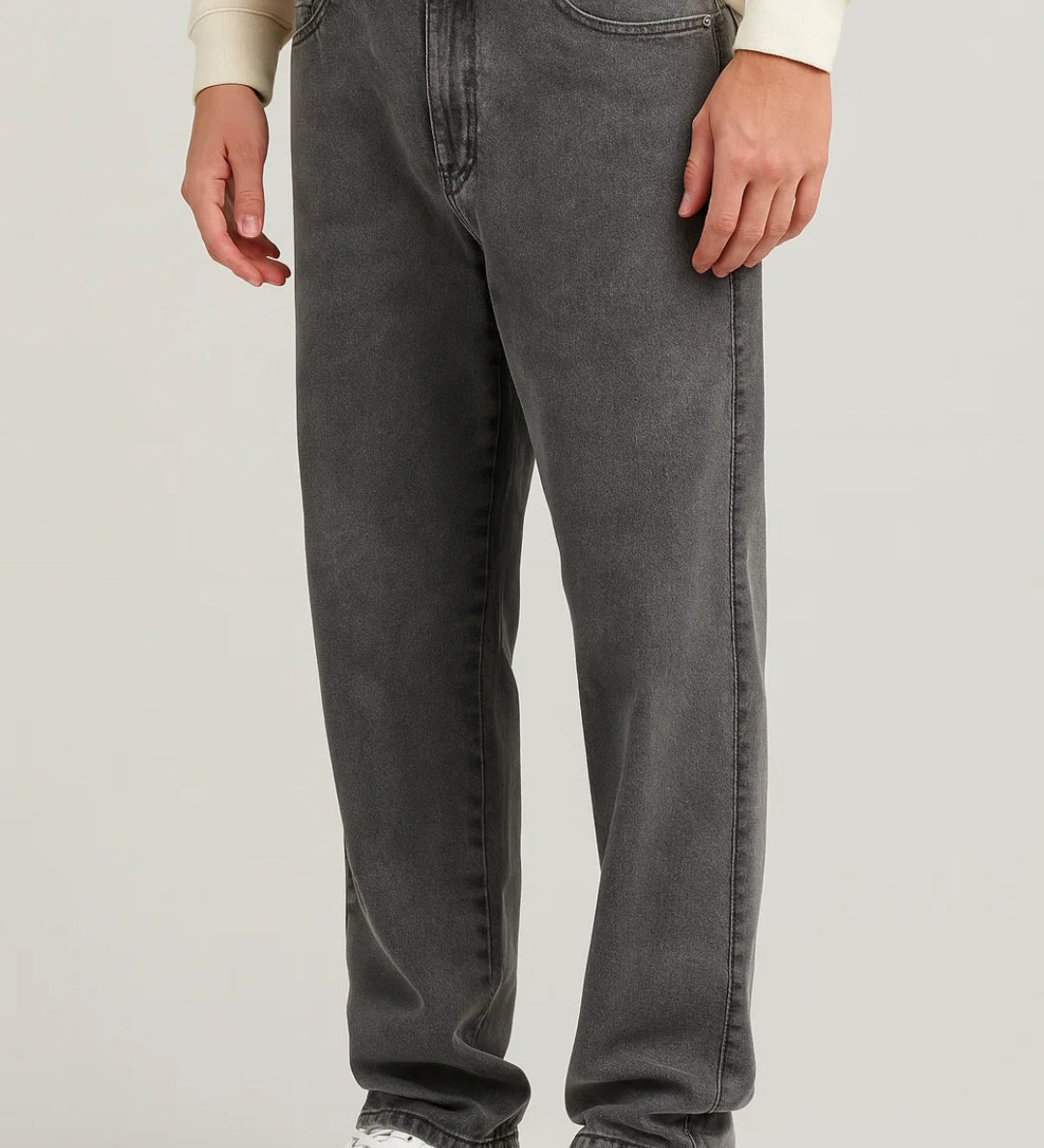 Męskie jeansy casual luźny krój wygodne na co dzień